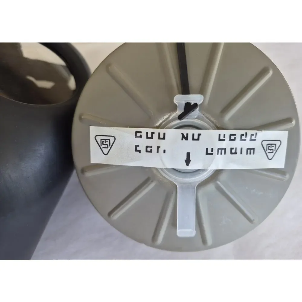 Israeli Shalom Model 4A1 Gas Mask With Filter